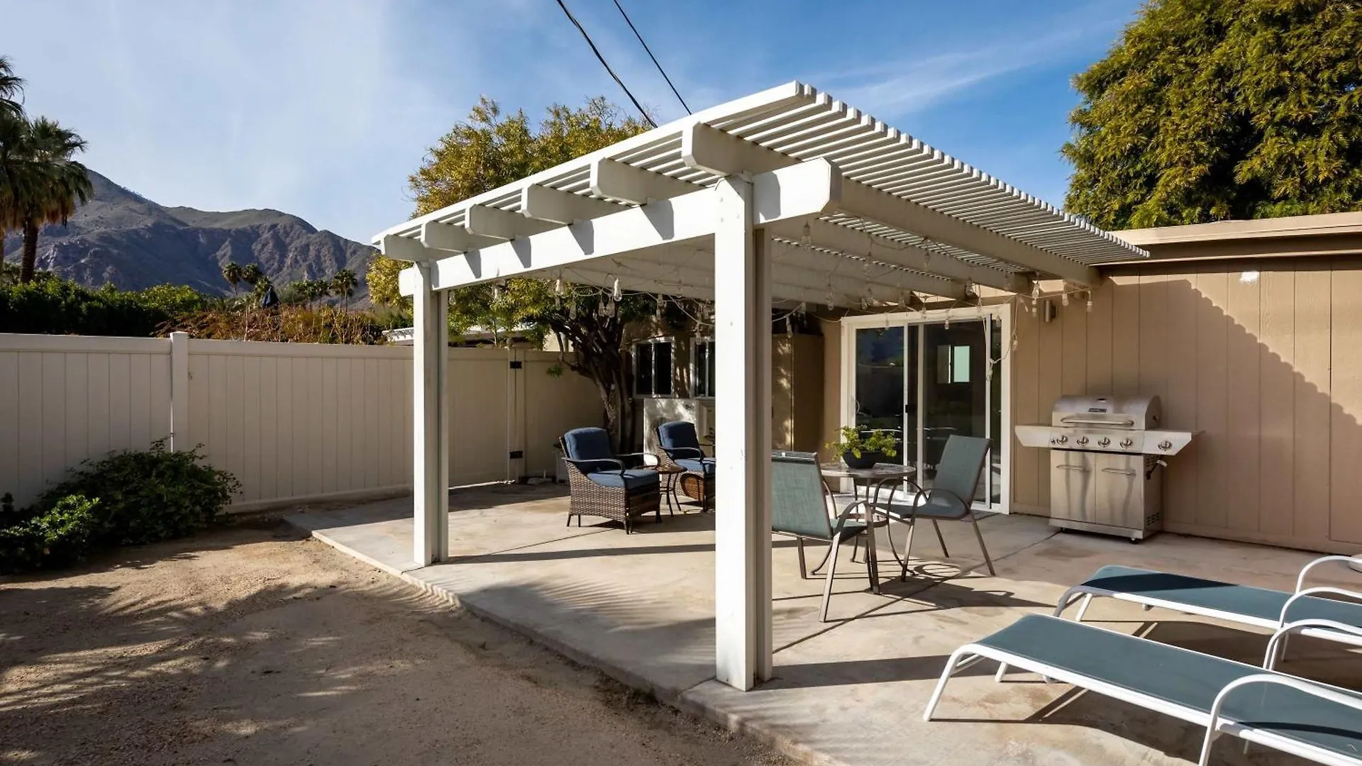 הוילה פאלם ספרינגס Movie Colony Oasis - Peaceful Walk To Downtown